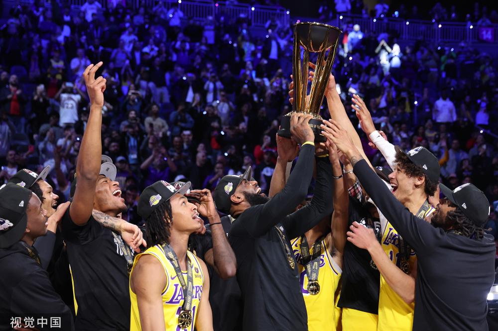 带领球队前 带领球队前